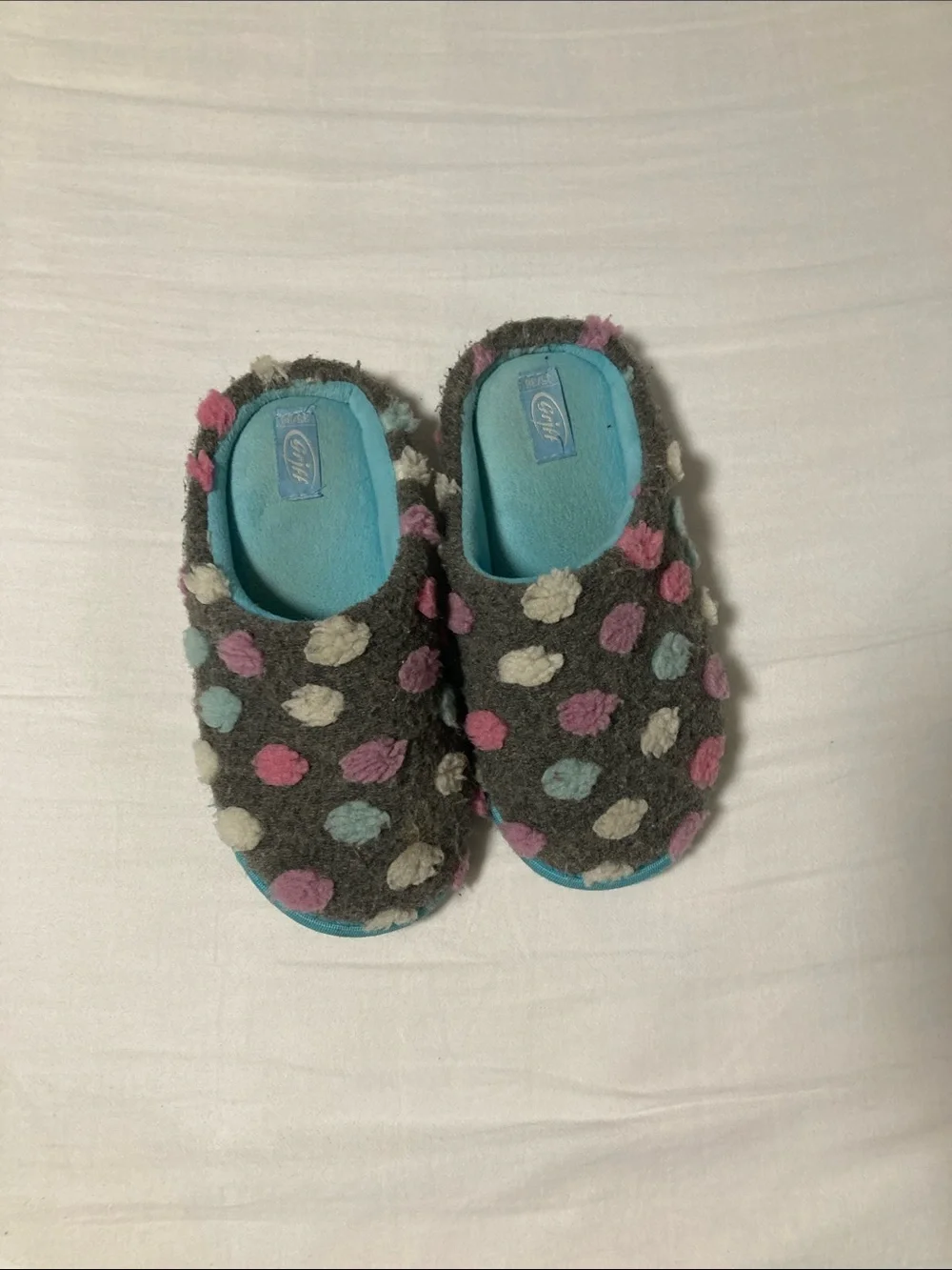 Circo Gray Kids Polka Dot Slip-On Slippers with Pink & Blue Dots
